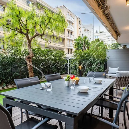 Downtown With Garden Apartment Cannes